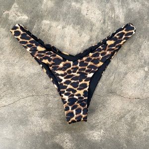 Leopard V High Rise Bottoms